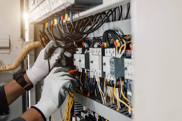 Best Local Electrician Companies  in Renton, WA